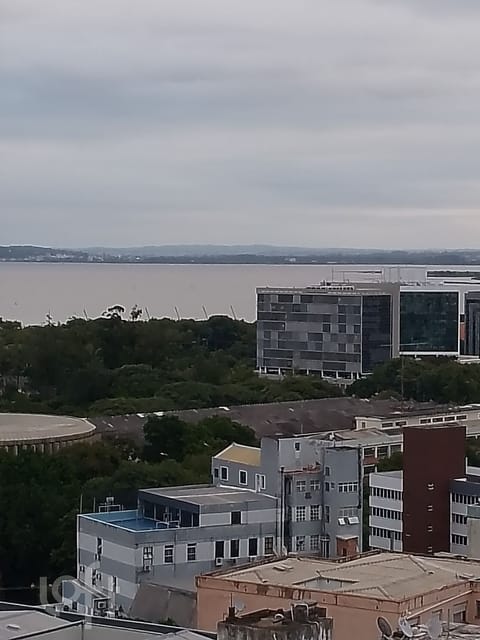 Image 45 - 250464